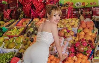 所以，维修工真的能修好我的运气吗？爱丝壁纸合集看这里！