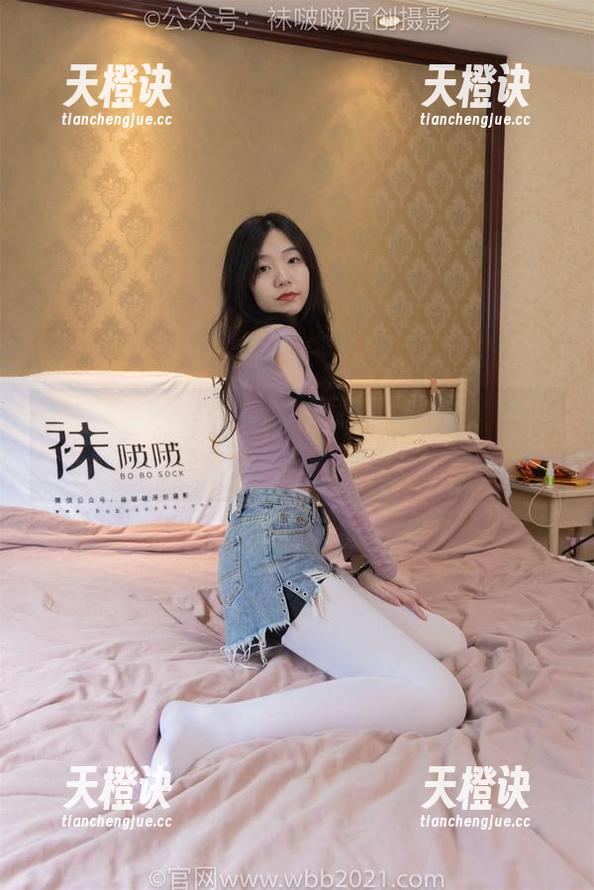BoBoSocks袜啵啵 - 小安的私拍合集：指甲油涂上去，心里的小宇宙也开了
