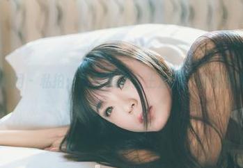 GIRLT果团网 – 私拍：酸酱兔的女王魅力，随便聊聊那些曲线