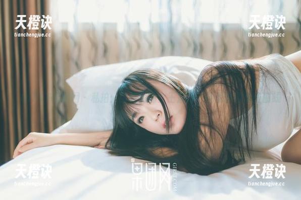 GIRLT果团网-酸酱兔 GIRLT果团网 - 私拍:酸酱兔的女王魅力,随便聊聊那些曲线