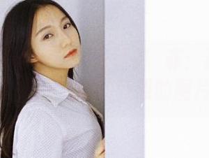 GIRLT果团网 – 定制版龚玥菲：透明于无形，却又真实可感的图片