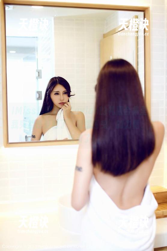 IMiss爱蜜社-luvian本能 IMiss爱蜜社 - Luvian的礼服合集里,我突然感受到了‘裙摆摇曳’的力量,太吸引了!