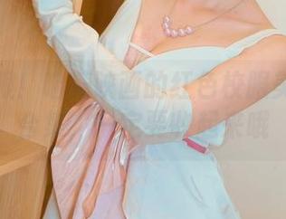 数量有限！喵糖映画的红色校服美眉私拍合集，一定要收起来哦