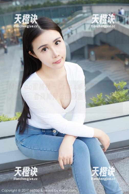 MiiTao蜜桃社-Cris_卓娅祺 MiiTao蜜桃社 - Cris_卓娅祺奶牛写真大公开:看我如何在田野里也能引领潮流!