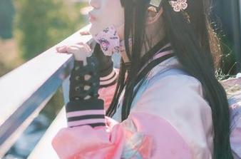 Mimmi(밈미)的图集，DJAWA圣艾丝特，我是不是应该打开一瓶酒呢？