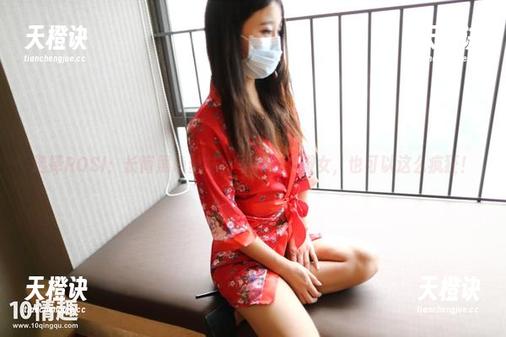 ROSI口罩 选择ROSI:长筒黑色丝袜,可以这么淑女,也可以这么疯狂!