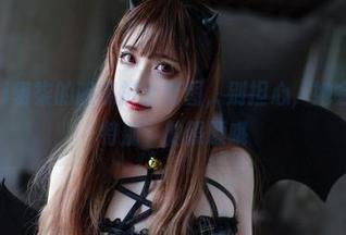 Sakiiii翎柒的暗黑护士套图，别担心，她会给你‘特别’的照顾哦