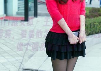 TuiGirl推女郎 – 王李丹尼带来镂空专属定制写真，看看他怎么用幽默把光影玩得像个调皮的小孩子！