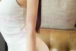 UGirls尤果网 – 韩沫瑜的女王画风，下载后小心被征服