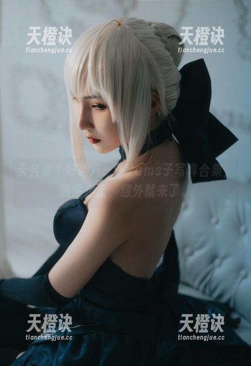 Vams子 天台是个好地方——Vams子写真合集,随便走走,意外就来了。