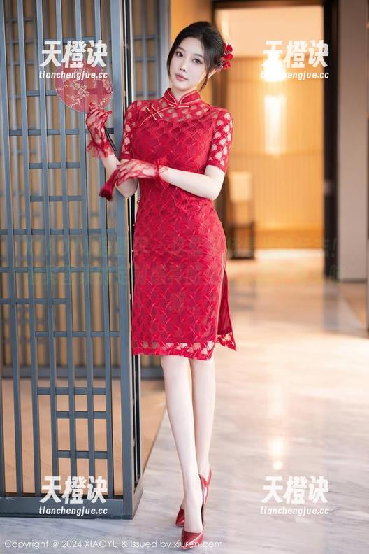 XIAOYU语画界-杨晨晨 XIAOYU语画界 - 这就是杨晨晨的标志!油亮图集的定制感真的是让人摸不着头脑啊...