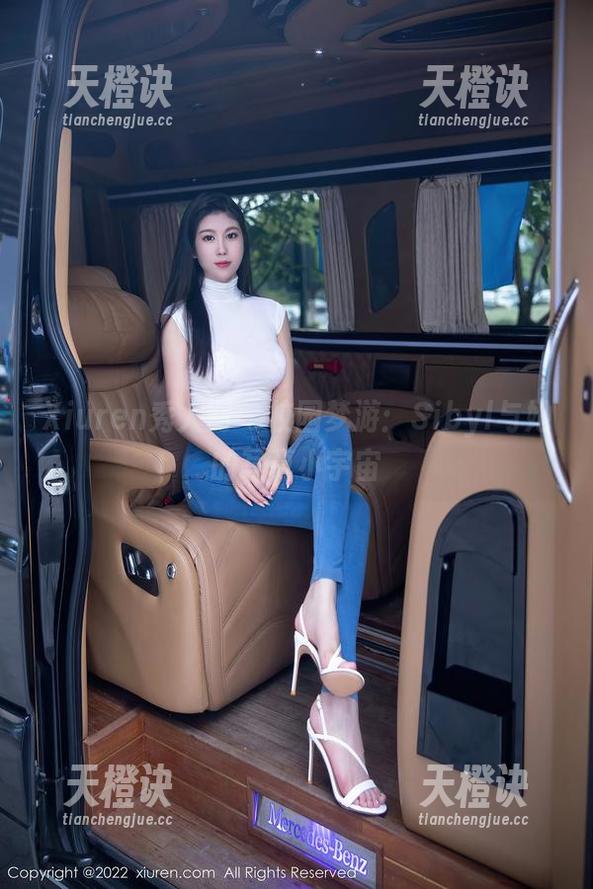 Xiuren秀人网-sibyl是女巫 Xiuren秀人网 - 校园梦游:Sibyl与她的写真小宇宙