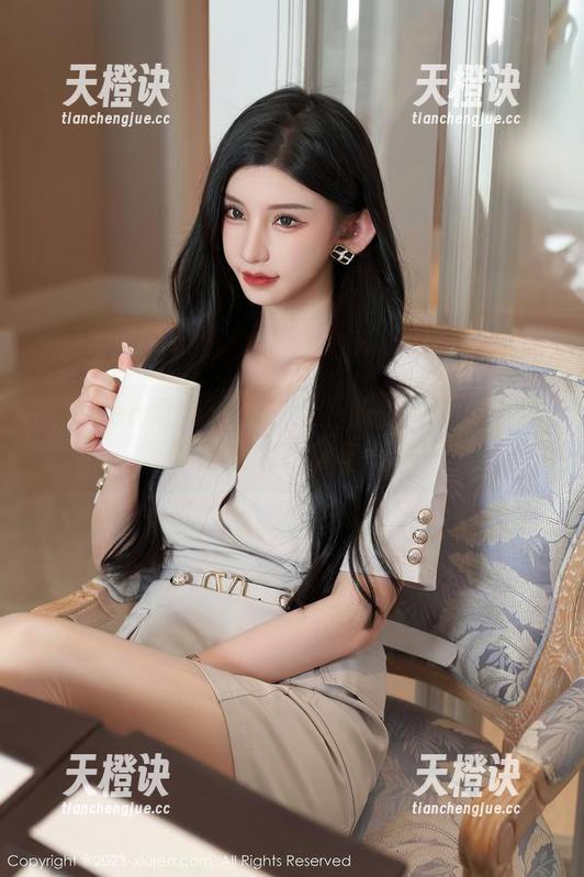 Xiuren秀人网-会飞的小虎牙 Xiuren秀人网 - 高清图册:会飞的小虎牙如何把毛衣穿出气场?
