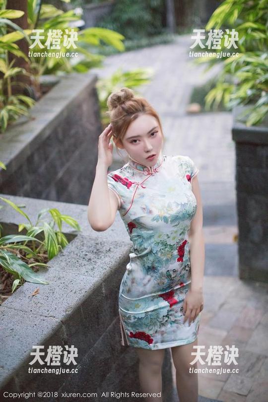Xiuren秀人网-唐翩翩 Xiuren秀人网 - 唐翩翩私拍,泳装显身手,仿佛是要掀起小海浪呢!