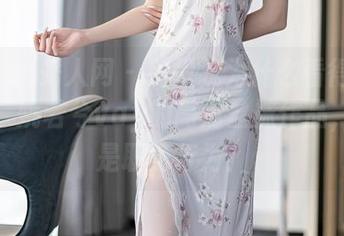 Xiuren秀人网 – 别问我为什么看得这么专注，姚若兮vay的高清丝袜作品，这可是职务行为！