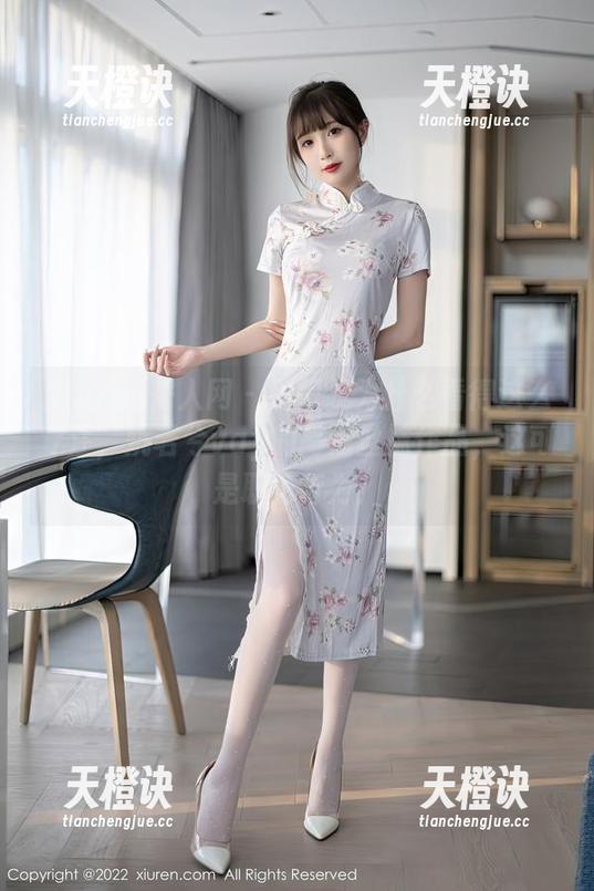 Xiuren秀人网-姚若兮vay Xiuren秀人网 - 别问我为什么看得这么专注,姚若兮vay的高清丝袜作品,这可是职务行为!