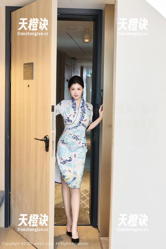 Xiuren秀人网-安妮Tess Xiuren秀人网 - 安妮Tess的私拍,秘书既可以严肃也可以放松,图片里的情绪层次感真丰满。