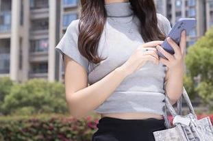 Xiuren秀人网 – “月夕Lily的礼服，怎么能不选？”—写真精选就在这里等着你！