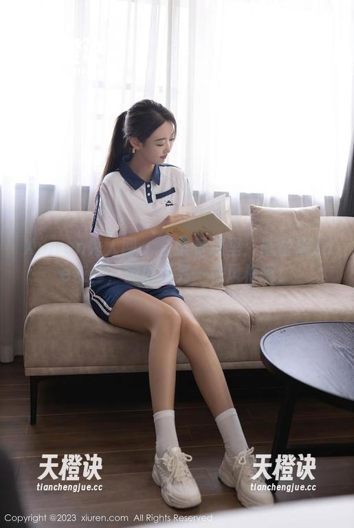 Xiuren秀人网-陈茜妮zoe Xiuren秀人网 - 合集看这里:陈茜妮zoe灰丝,完全是另一种风格啊!