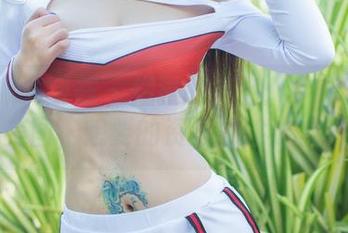 YouMi尤蜜荟 – 烂漫的签名：梦心月裤里丝美图，想要的资源就趁这次吧！