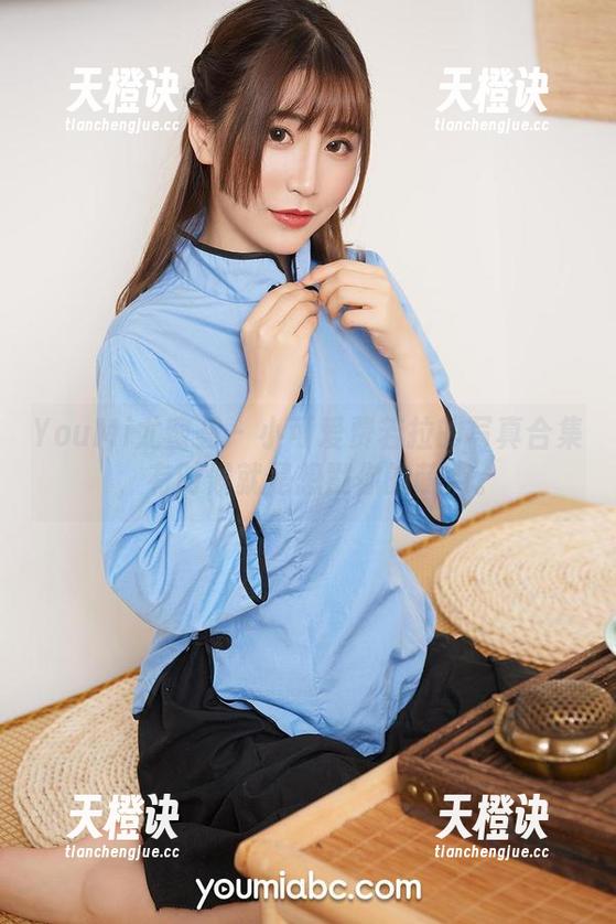 YouMi尤蜜荟-费若拉 YouMi尤蜜荟 - 小可爱费若拉的写真合集,有时候就是想戳你的萌点。
