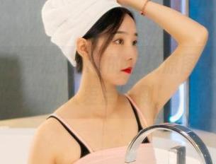 丽柜 – 这可是xilly的在线原图，温柔得让人差点晕倒！