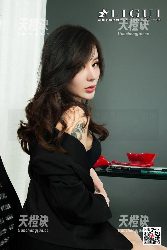 丽柜-团子 丽柜 - 原图特供!团子的粉色日记,别问我为什么