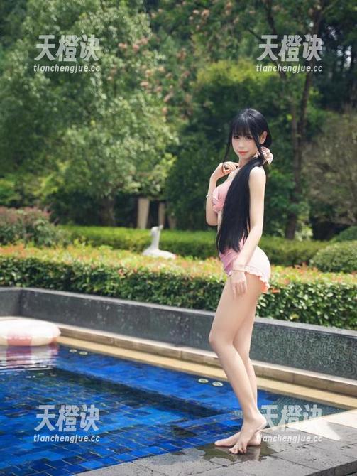 十万口草莓粥粥 微密圈 - 2023舰长福利:十万口草莓粥粥的私拍图集,让你怀疑人生的选择!