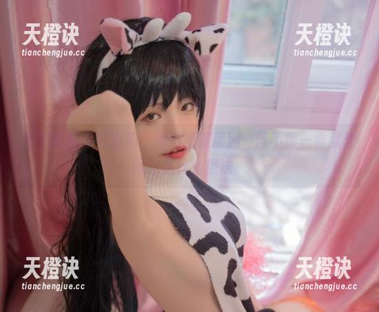 爱蕾丝的可可老师，她的图馆精选，怪不得一看就想问这是什么魔法。