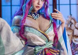 咔喵来啦！秘书cos作品：让你一秒想起那位贤惠小助手。