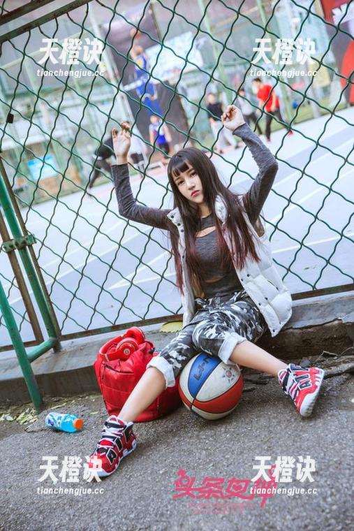 头条女神-查莉娅 头条女神 - 查莉娅的夏天套图,快来下载吧,不然可就要浪费掉这份美好了!
