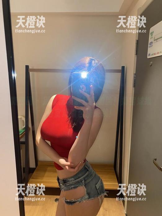 奶宝妹纸 微密圈 - 别拿洗发水打我的脸!奶宝妹纸浴室观看合集来袭!