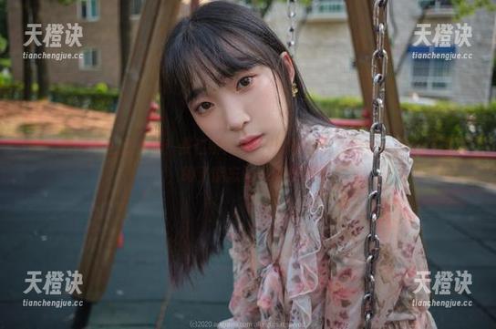 嗯？我的关注点在线！姜仁卿(강인경)的御姐写真就是一种心灵鸡汤，喝了能忘记一切烦恼！