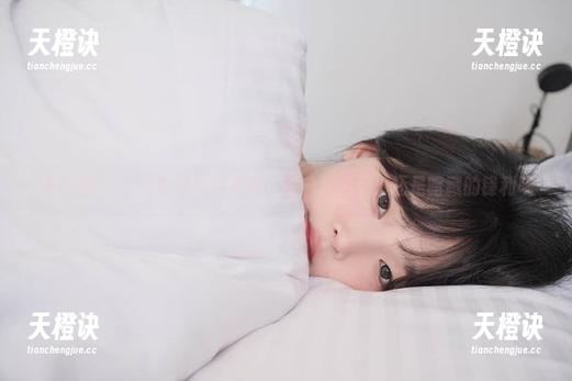 姜仁卿(강인경)白衬衫写真集：是一种轻盈，还是暗藏的锋利呢