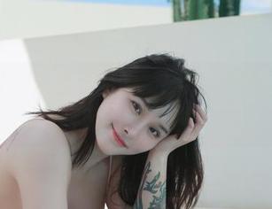 微密圈 – 宋昱欣的瑜伽作品：糟糕，我连呼吸都不敢错。