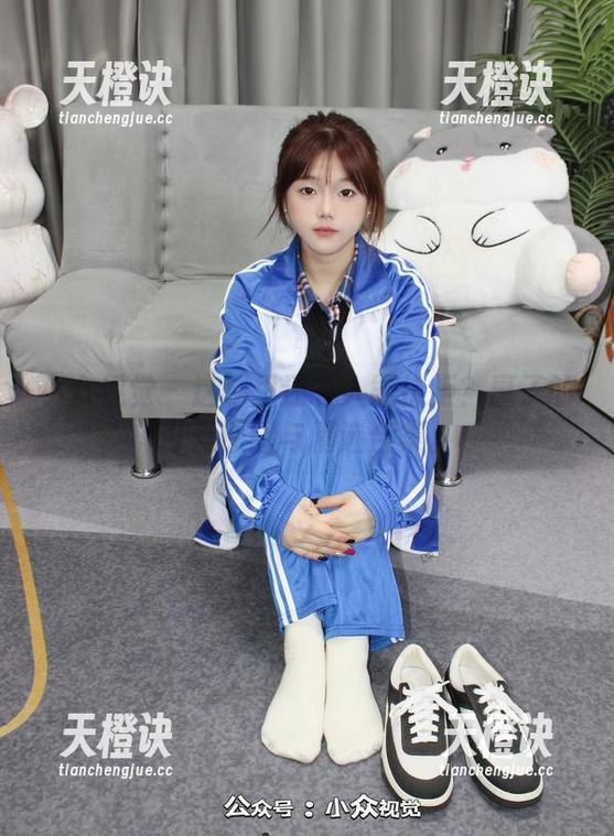 小众视觉-惠子 小众视觉 - 这哪里还有人能抗拒?惠子的可爱原图与精选合集。
