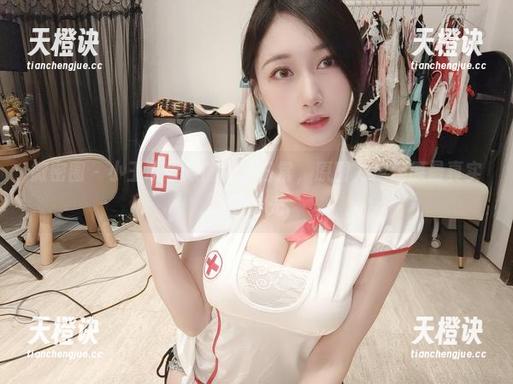 小玉吃果冻 微密圈 - 小玉吃果冻的办公日常,原图为你还原最真实的时光