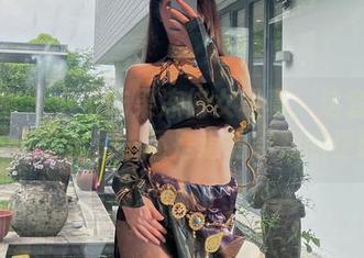 微密圈 – 小玉吃果冻修女写真：这套图册，不仅是魔法，还是道德审判的逆转！
