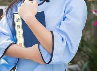 尤果网 – 林妃媛穿校服，这居然是美图资源的全新维度！我其实是在找学姐的签名……