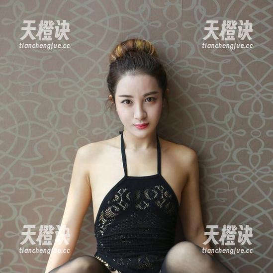 尤物馆-Kely香香 尤物馆 - 最新的Kely香香系列:温柔出道,我们的手机快炸了!