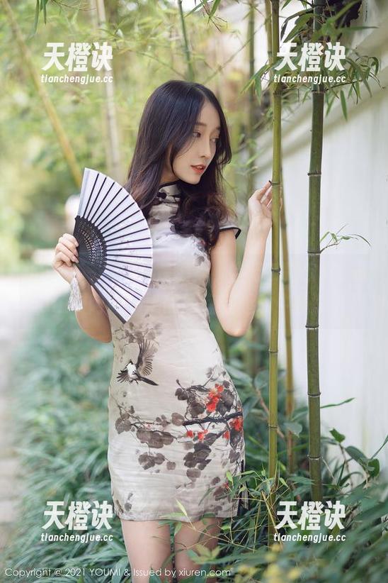 尤蜜荟-laura阿姣 尤蜜荟 - 字母K是健身,字母Z是饮食,laura阿姣和她的网盘在运动中争宠。