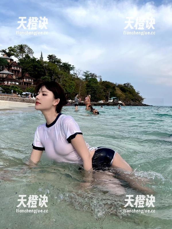 就是阿朱啊 微密圈 - 线上就是阿朱啊摇尾巴合集:心情好,尾巴也跟着翘!