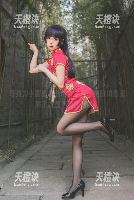 巧克力小圆面包 巧克力小圆面包的内衣之旅,美图精选充满了意想不到的惊喜。