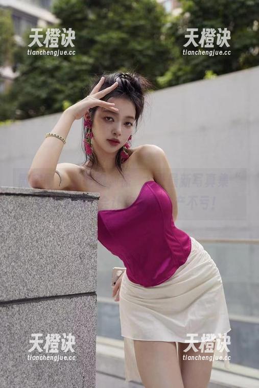 徐珺大哥 微密圈 - 别眨眼,徐珺大哥最新写真集“彩虹光辉”会让你觉得破产不亏!