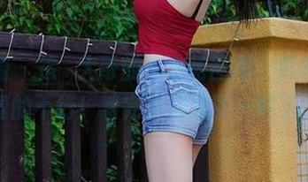 微密圈 – 徐珺大哥的连衣裙图册，真的是高清的不行！看完我都想买一件了。