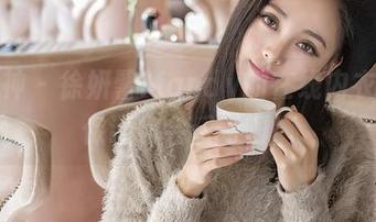 推女神 – 徐妍馨Mandy的在线内衣秀，保证你会乐呵呵！