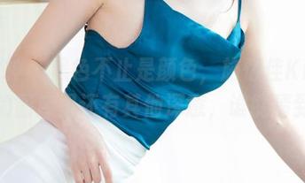 推女神 – 黑色不止是颜色，施忆佳Kitty酱的图库里还有其他深意，谁能猜到？