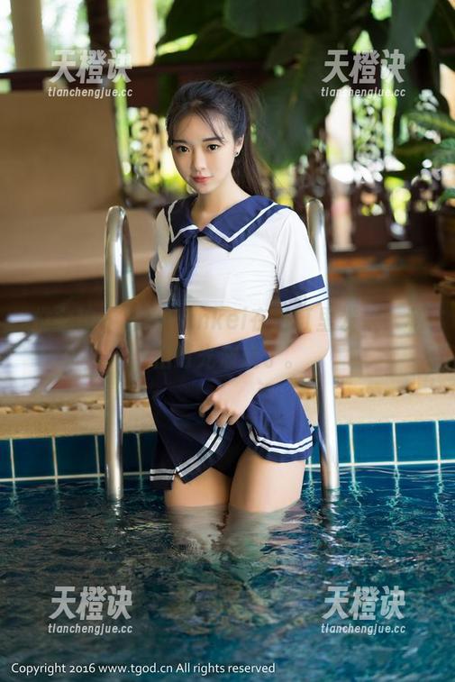 推女神 - 沛沛Eankei在浴缸里发呆，私拍时光溜走了。
