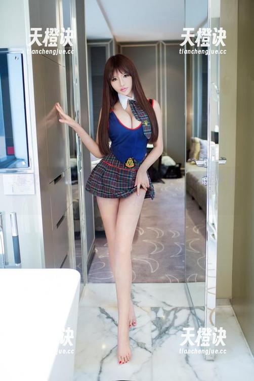 推女郎-星辰 推女郎 - 在星辰的旗袍图集中,无圣光送来的绝妙尴尬。