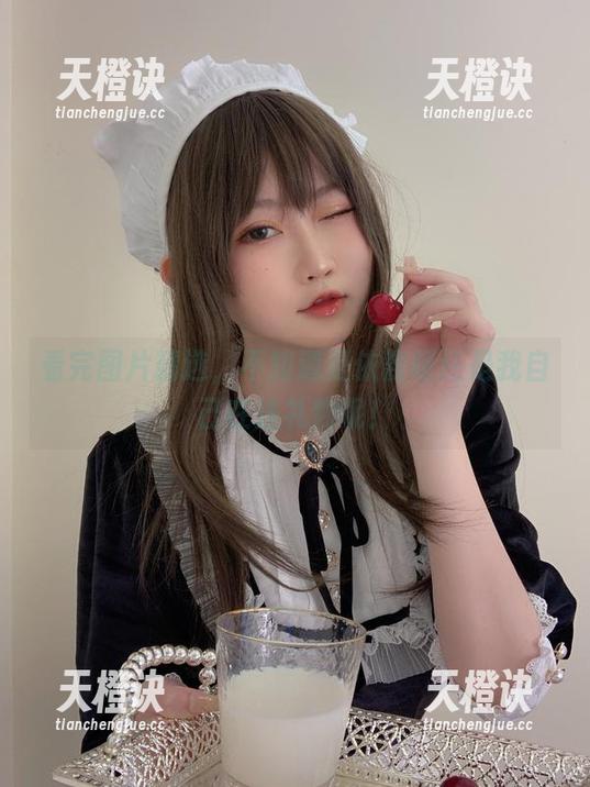 看完图片精选，不知道是依酱呀还是我自己在送礼物呢！